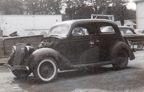 Ford 68 Deluxe Tudor Touring Sedan