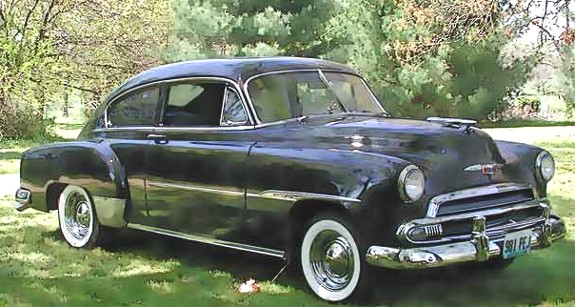 Chevrolet Sedan Deluxe