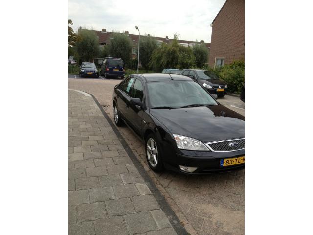 Ford Mondeo 18i