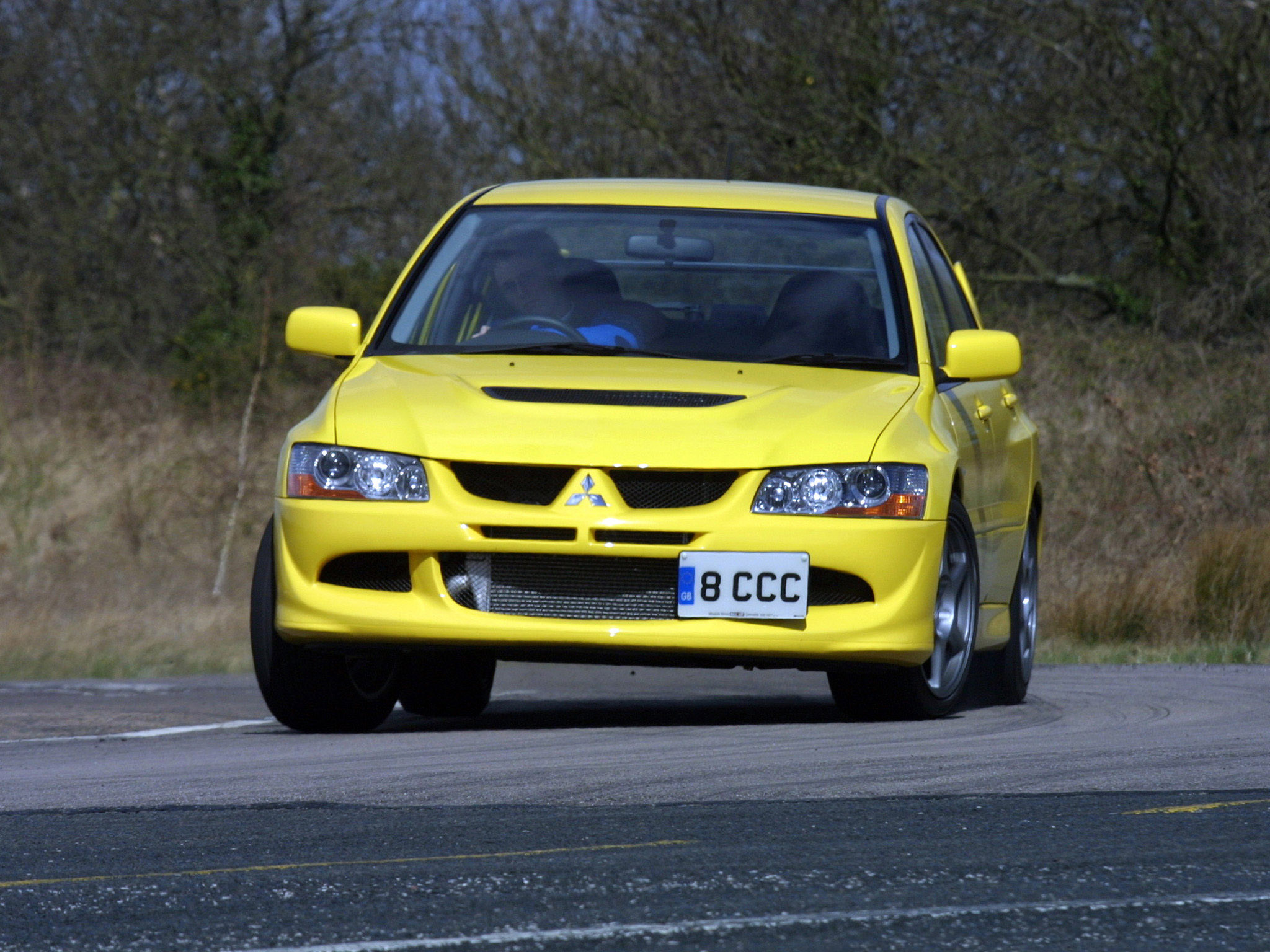 Mitsubishi Lancer Evolution VIII FQ-300