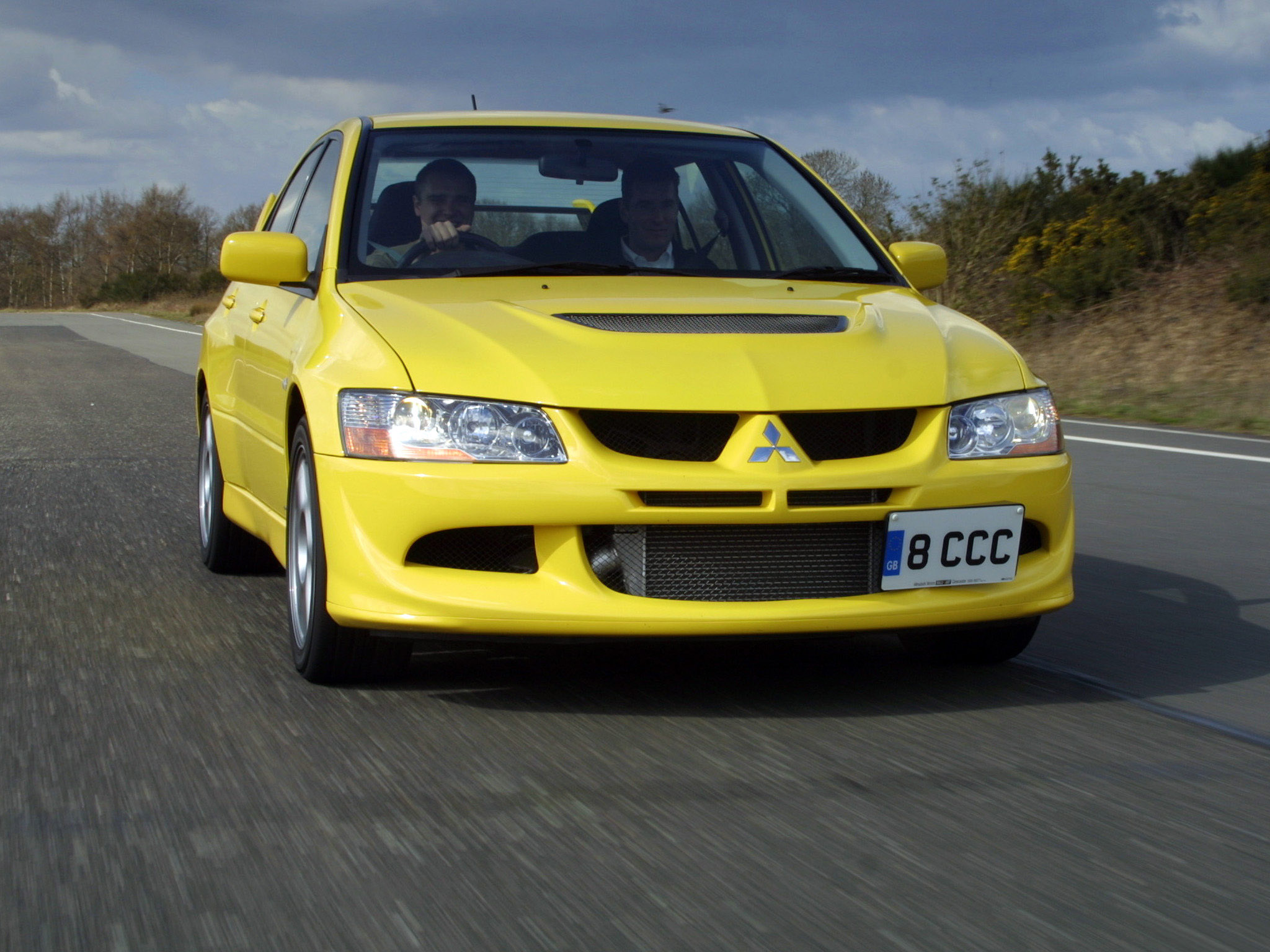 Mitsubishi Lancer Evolution VIII FQ-300