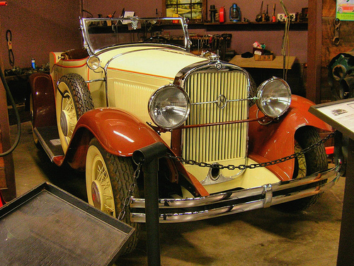 Studebaker FD Commander Roadster for 4