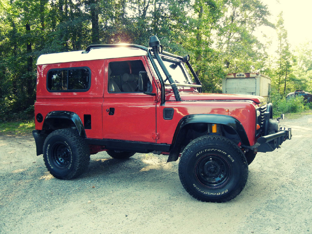 Land Rover Defender 90