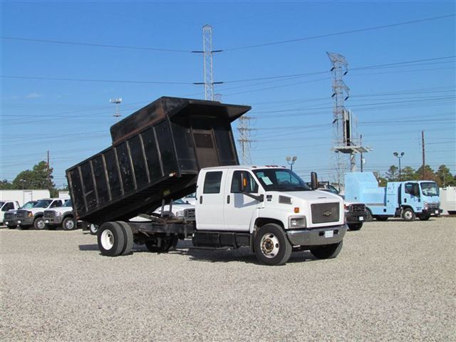 Chevrolet C6500 crew cab