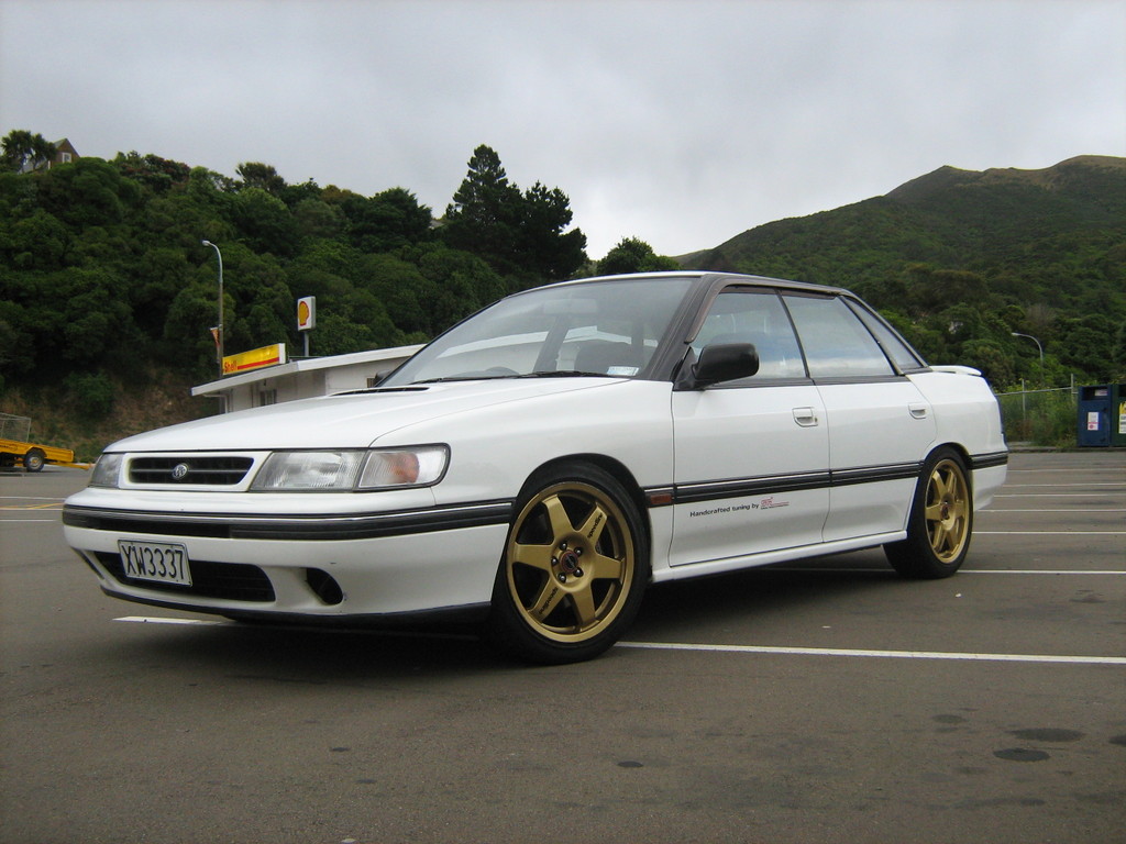 Subaru Legacy RS