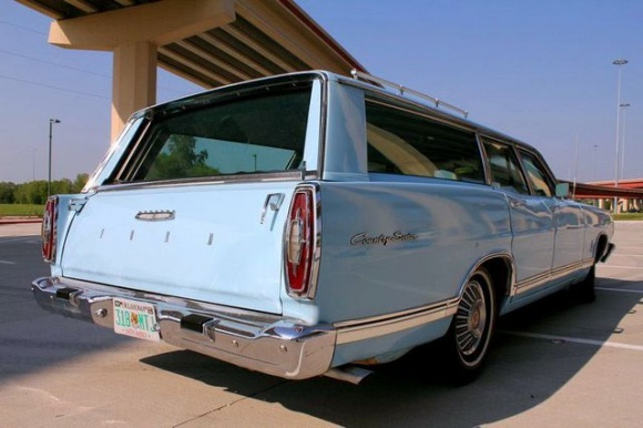 Ford Fairlane Country Sedan wagon