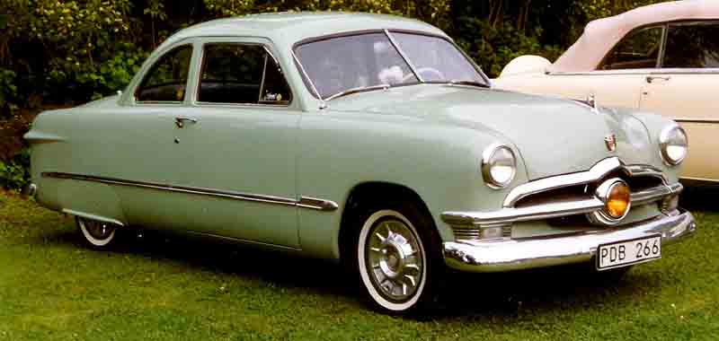 Ford De Luxe Club Coupe