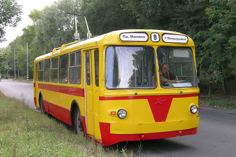 Uritsky Trolley-bus