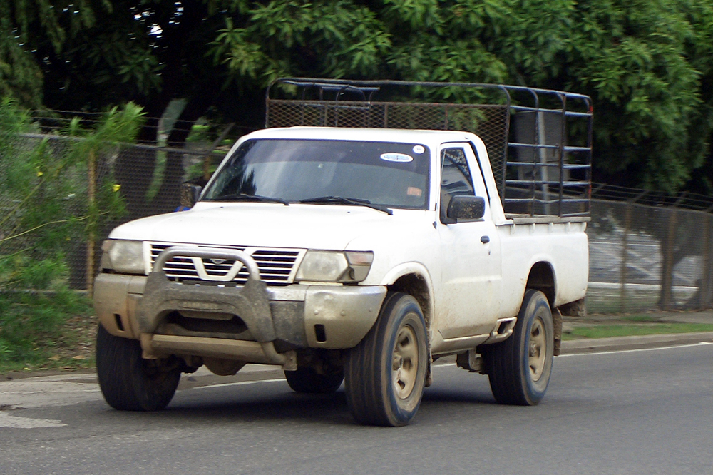 Nissan Patrol GL Pick-up