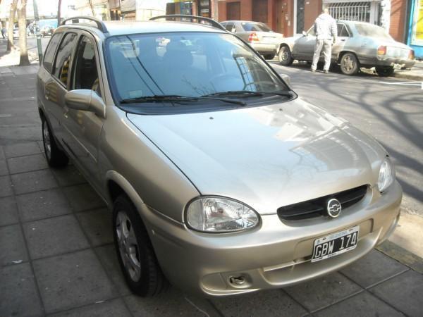 Chevrolet Corsa Wagon GLS 16