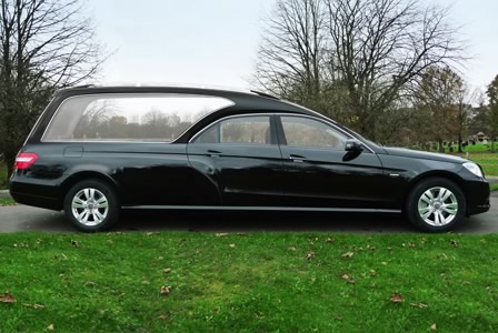 Mercedes 124 hearse #5