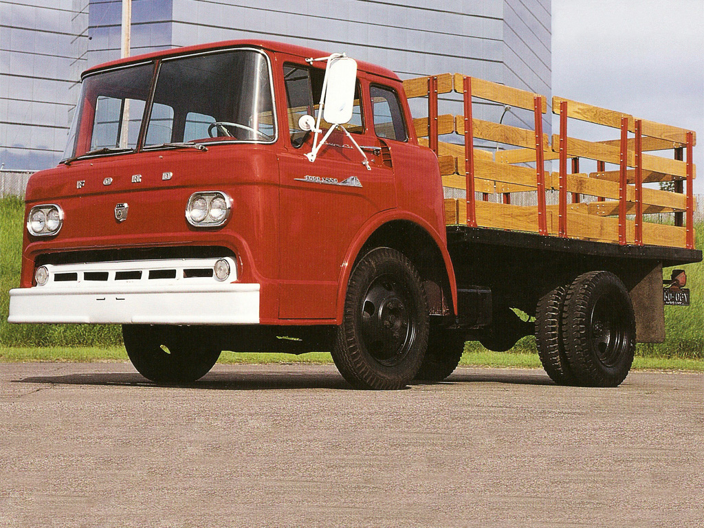 Ford C-550