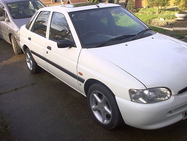 Ford Escort 16 LX