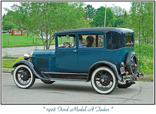 Ford Model 82A Deluxe Tudor