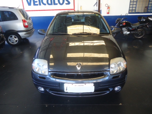 Renault Clio RXE 16 Auto