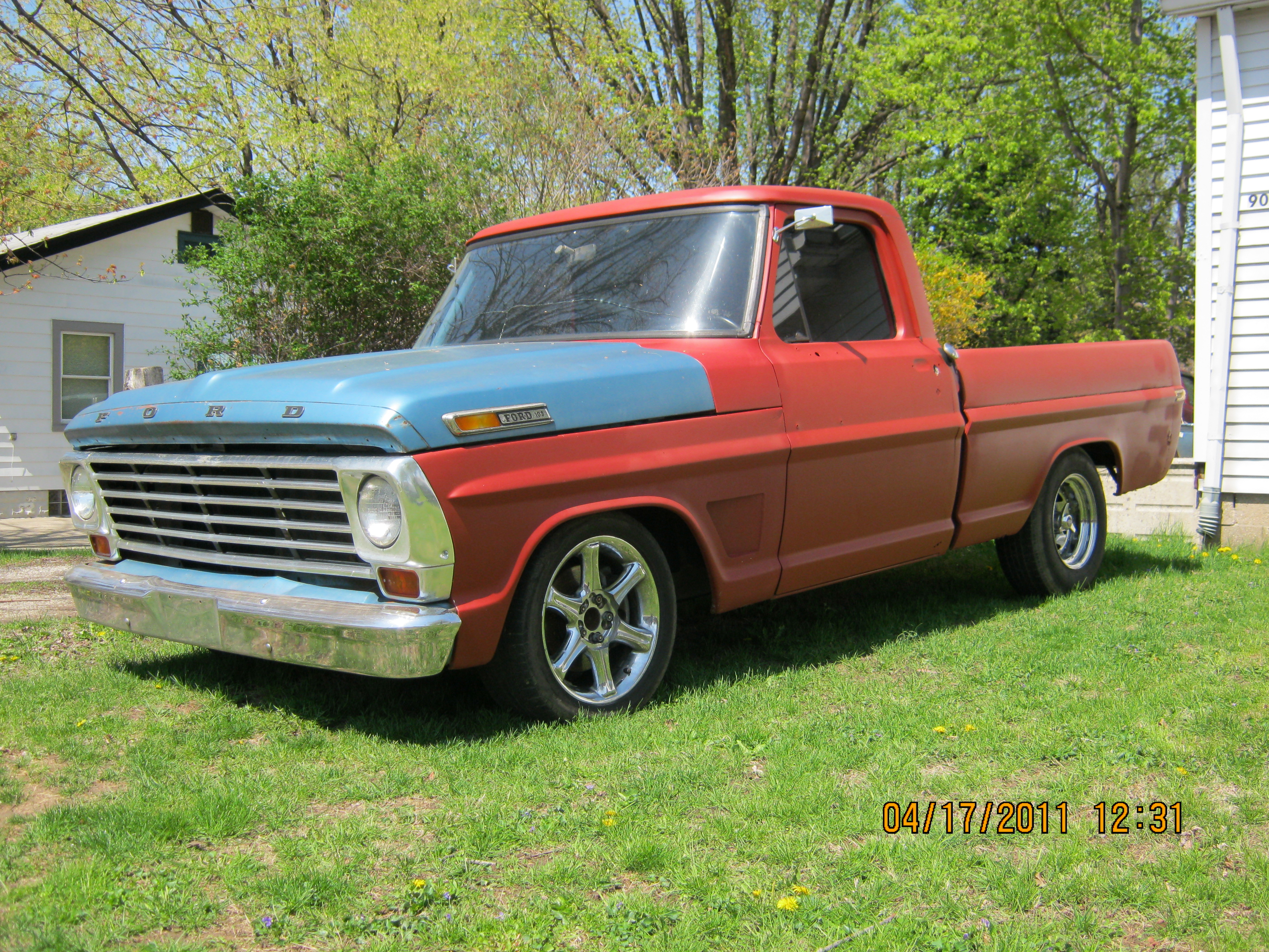 Ford F100 Pickup