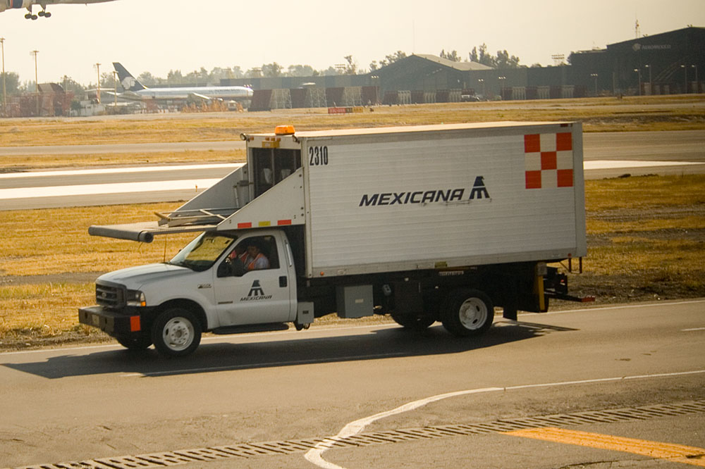 Ford F-550 Super Duty SuperCrew