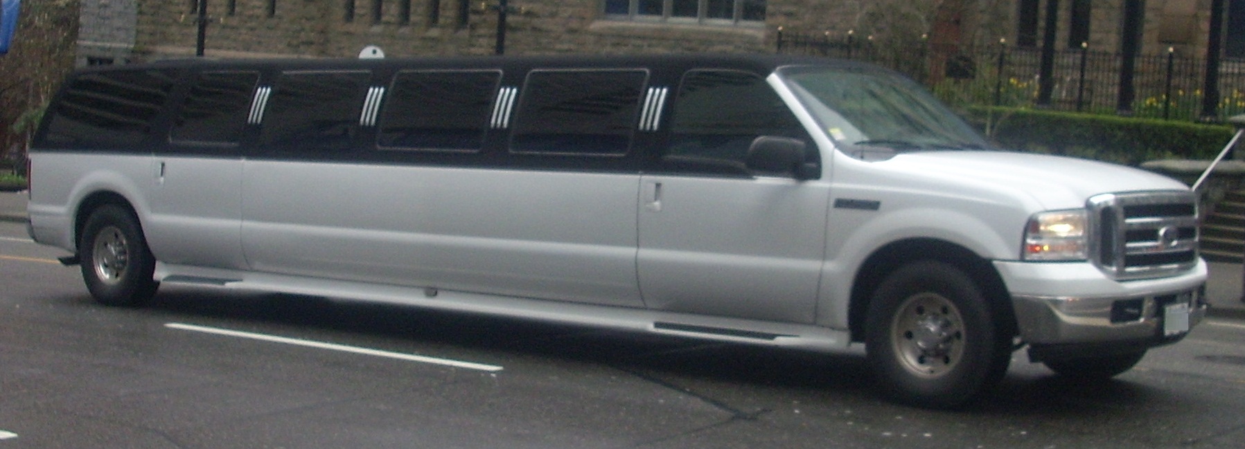 Ford Excursion Limousine