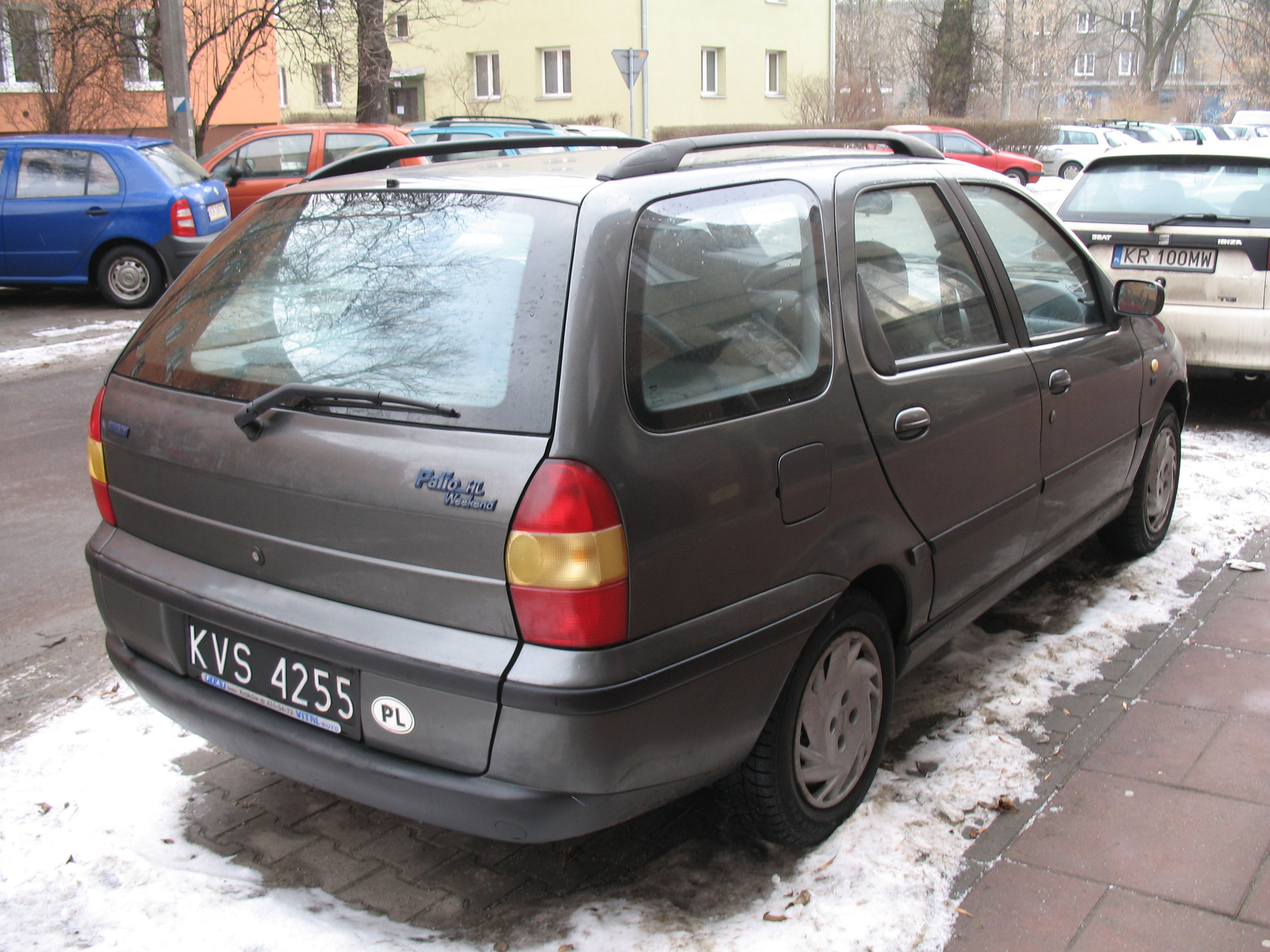 Fiat Palio Weekend 16