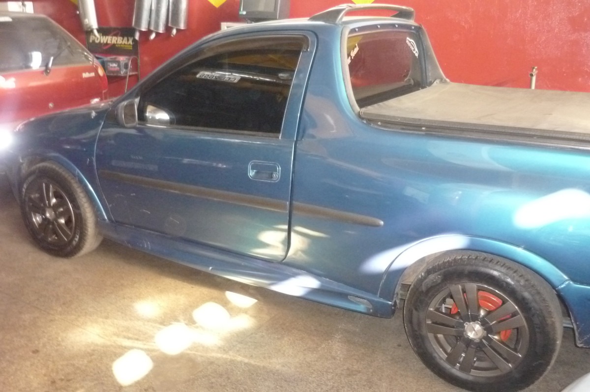 Chevrolet Corsa Pick-up 16