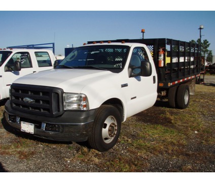 Ford F-350 flatbed