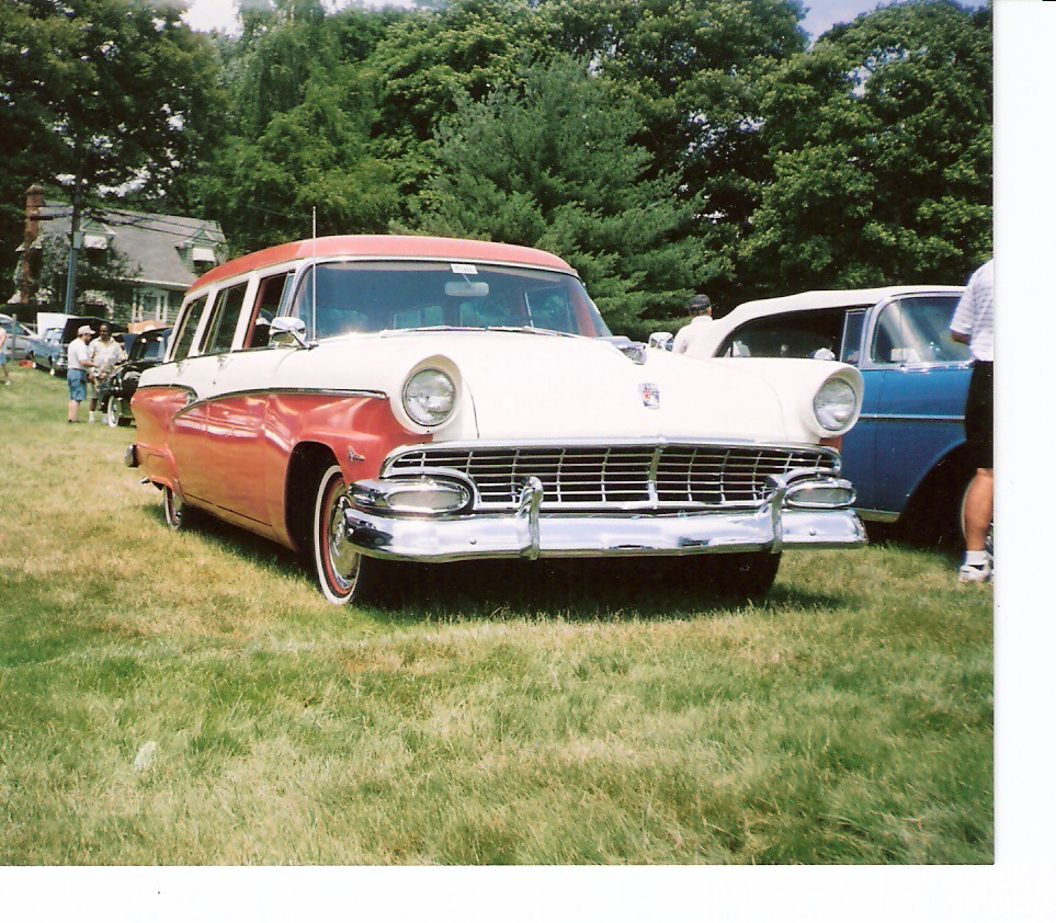 Ford Country Sedan