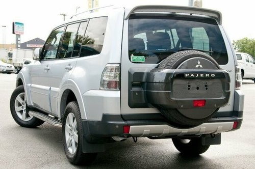 Mitsubishi Pajero VR-X 38 V6