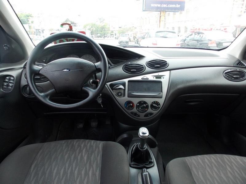 Ford Focus 16 GLX