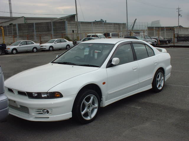 Mitsubishi Eterna V2000