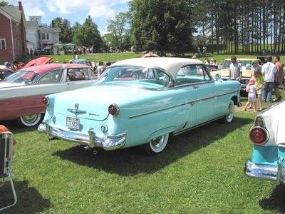 Ford Crestline Victoria Tudor