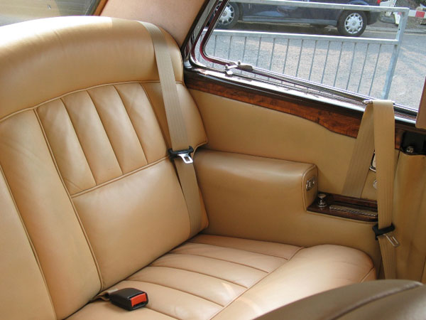 Rolls Royce Corniche coupe