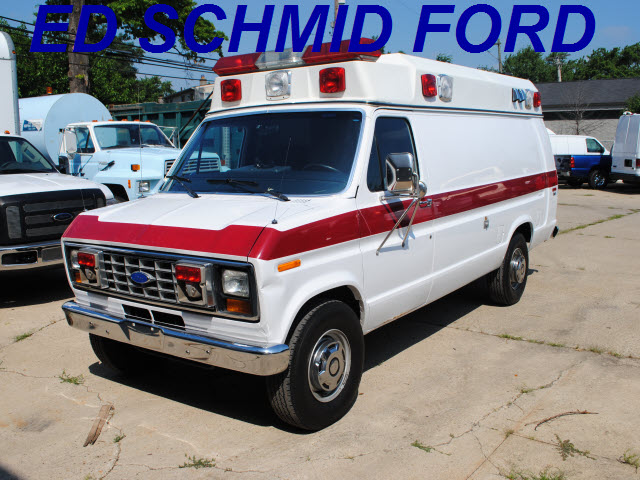 Ford E-350 Econoline 73