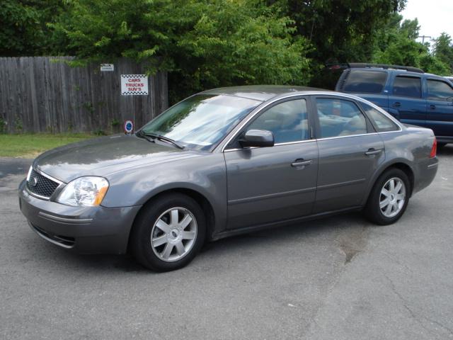 Ford Five hundred SE