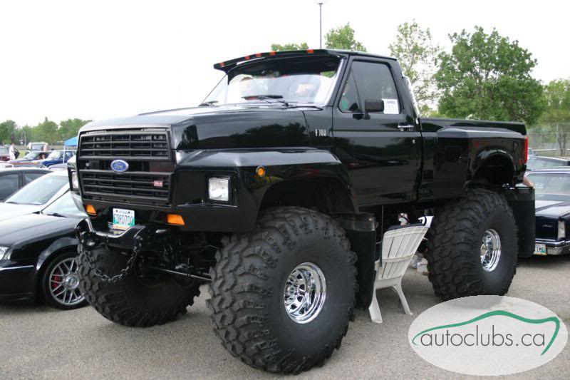 Ford F700