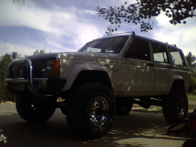 Jeep Cherokee Pioneer