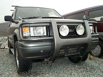 Isuzu Bighorn LS