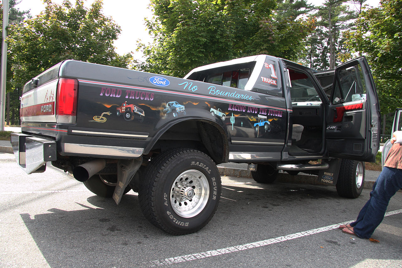 Ford F-350 XLT Lariat