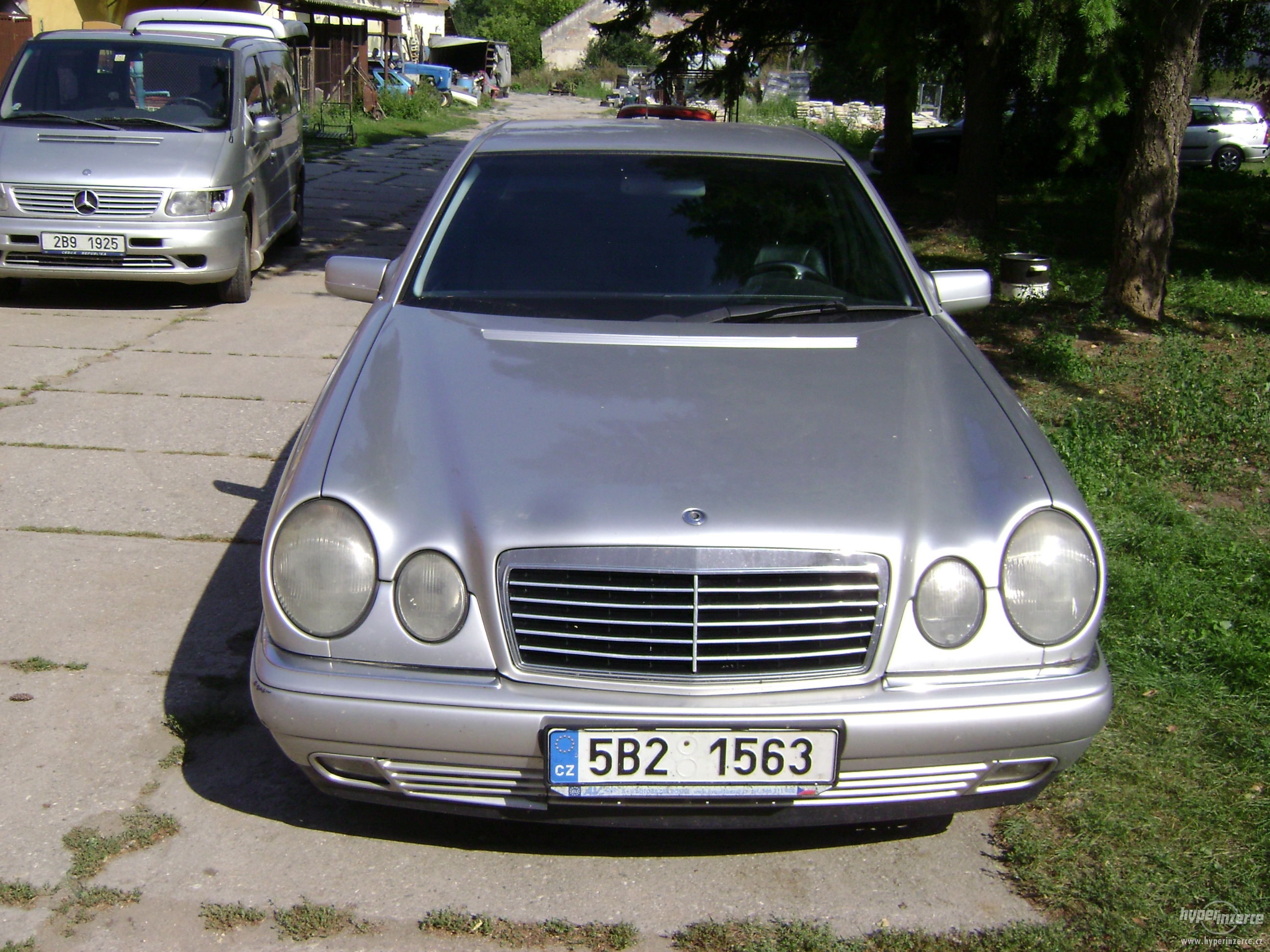 Mercedes-Benz E 300 TDT