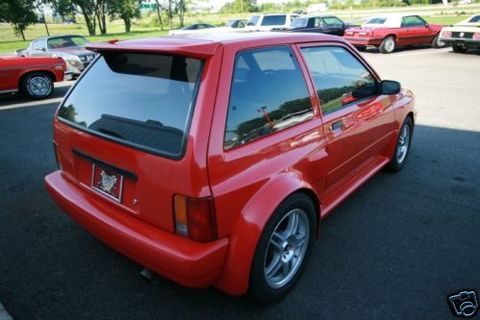 Ford Festiva 16