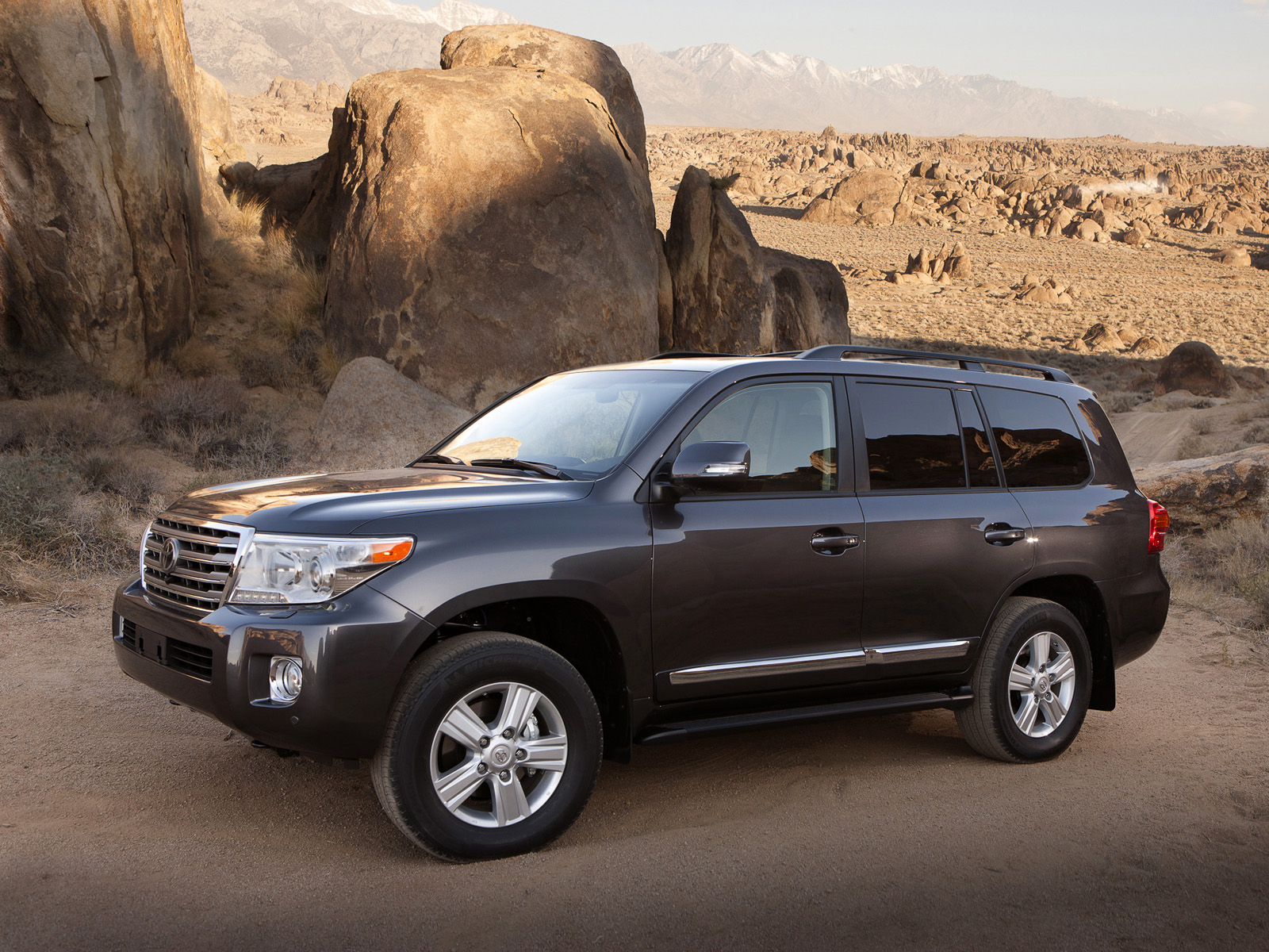 Toyota Land Cruiser 200