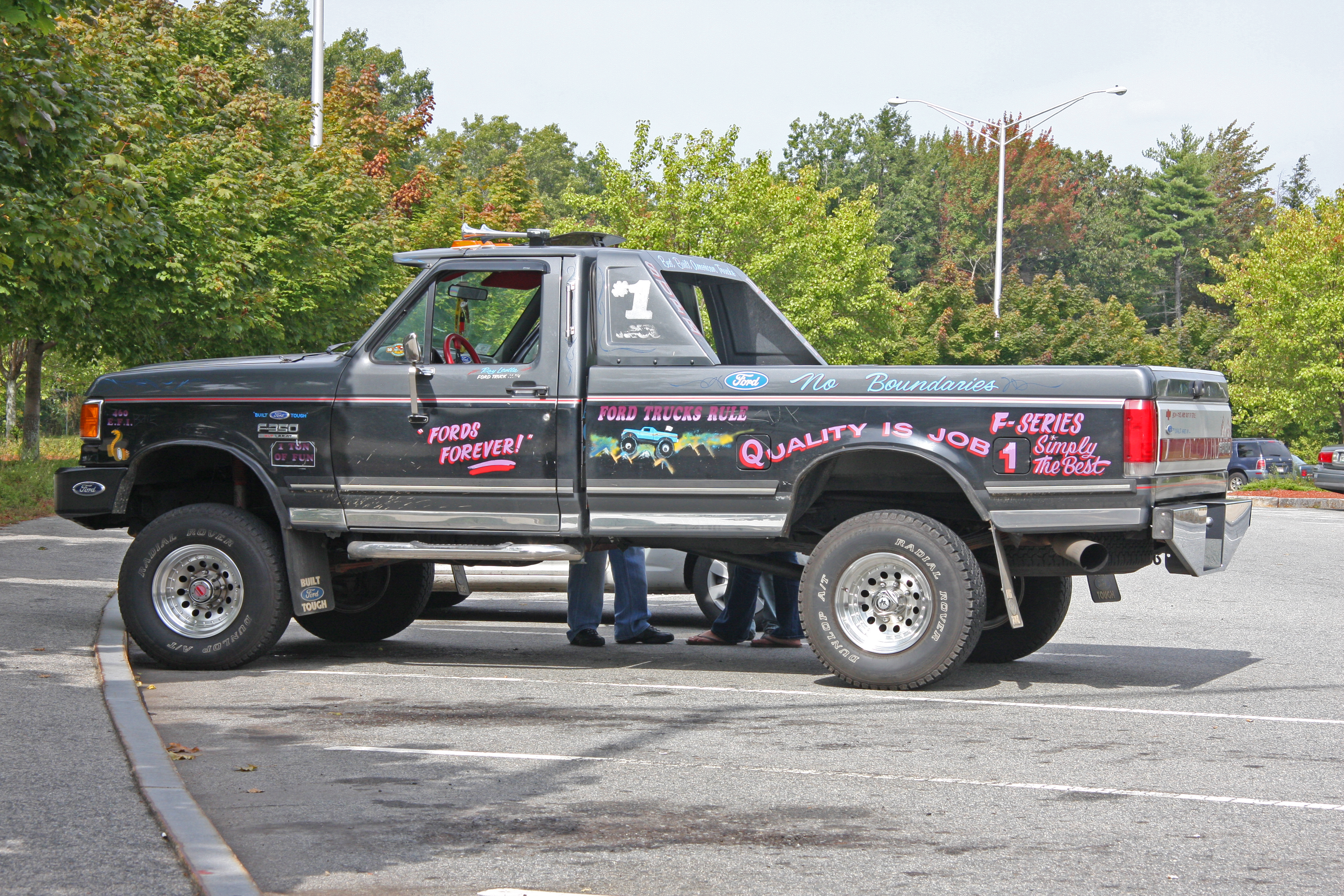 Ford F-350 XLT Lariat