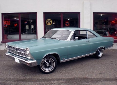 Ford Fairlane 500 fastback