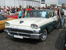 Ford Custom 300 Coupe