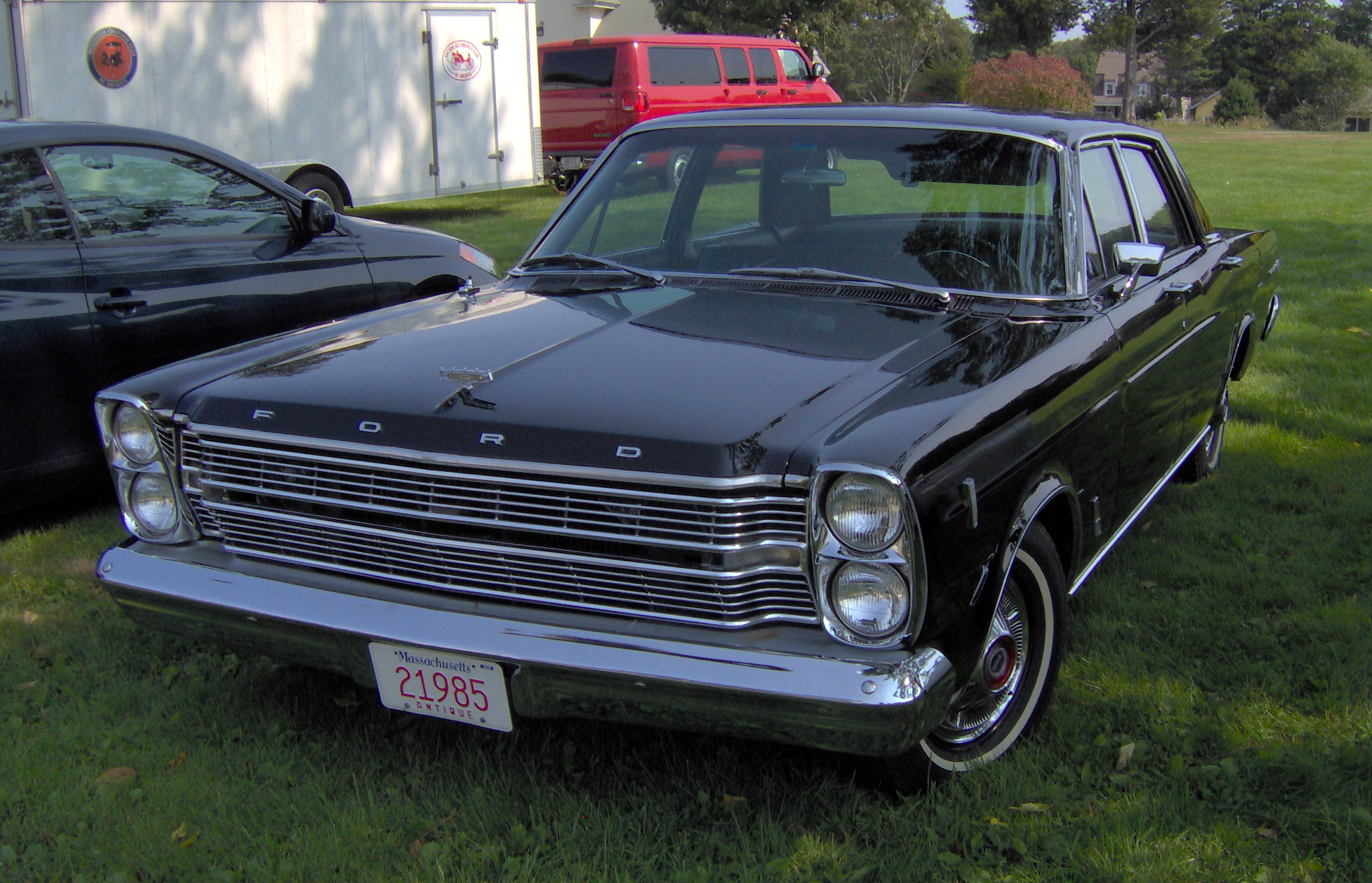 Ford GALAXIE 500