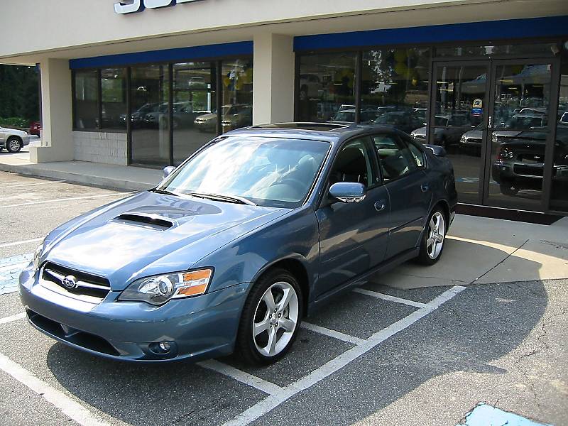 Subaru Legacy GT