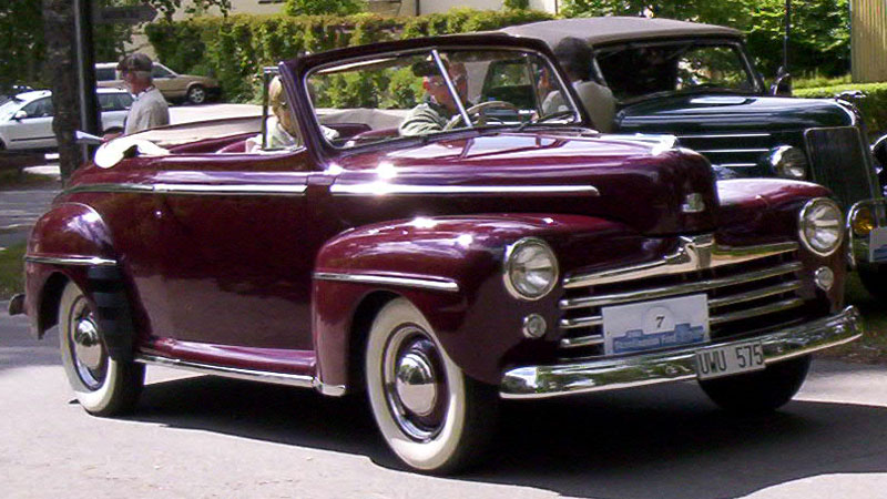 Ford V8 Super de Luxe