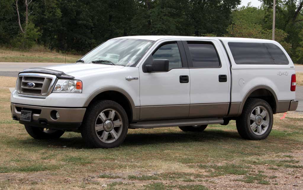 Ford F-150 Lariat Triton SuperCrew