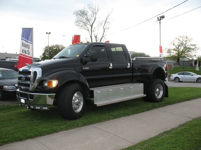 Ford F-650 XLT