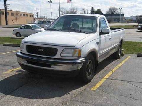 Ford F-150 Lariat V8