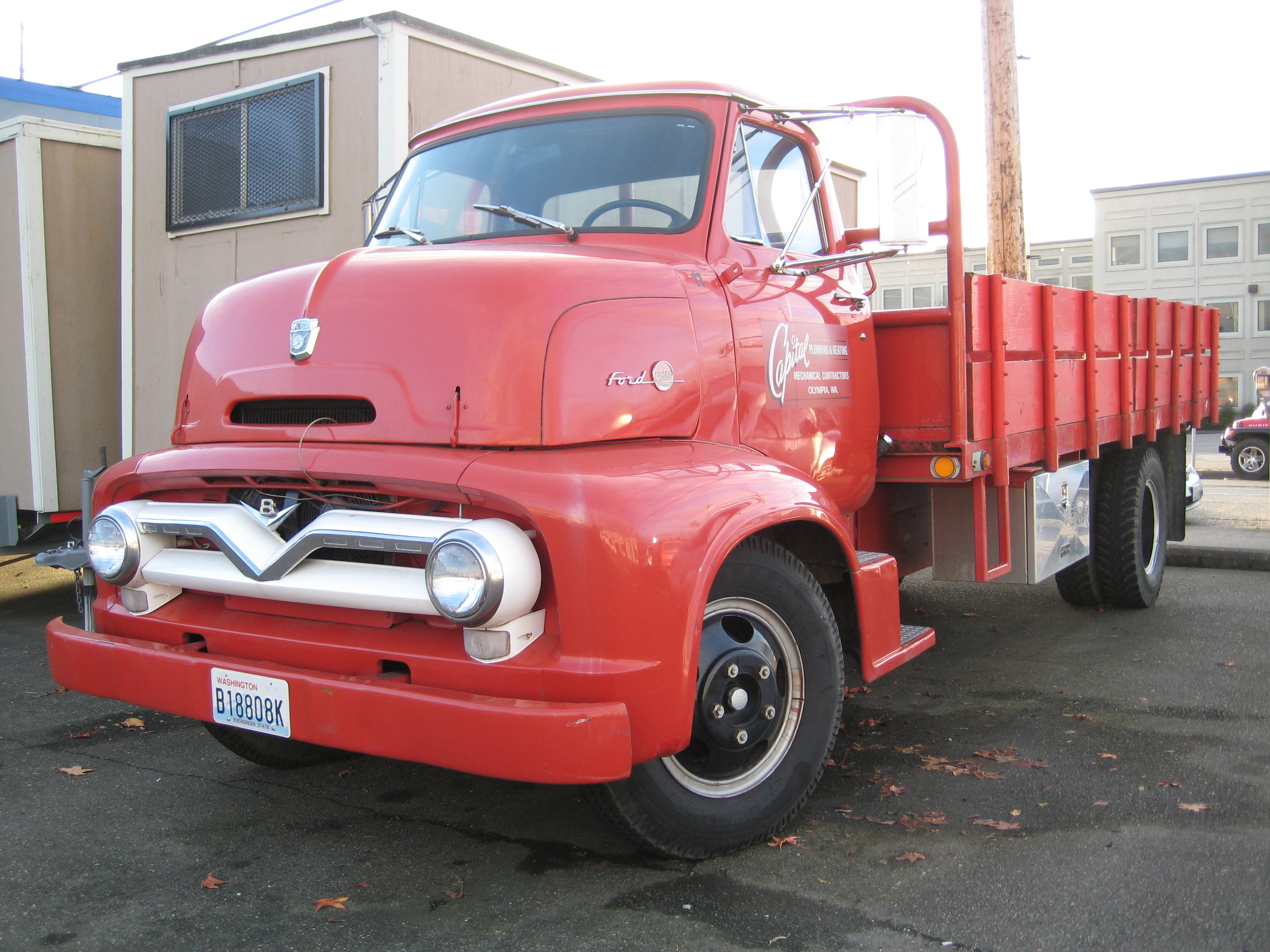 Ford C-600 COE